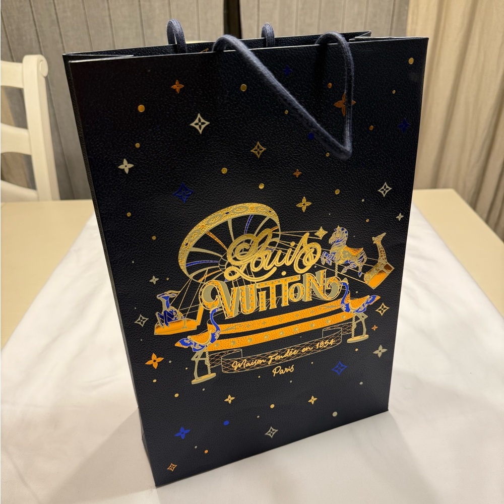 Louis Vuitton Limited Edition Shopping Bag 2024 Holiday Collection